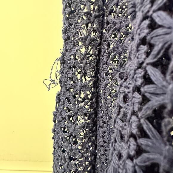 QUINN Navy Blue Crochet Knit Sleeveless Midi Dress with Lining Size Medium NWT - Picture 5 of 13